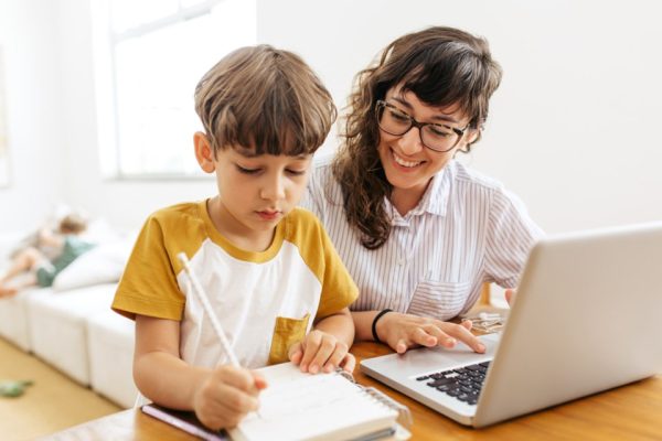 Homework Market vs. Traditional Tutoring: Which Is Better?